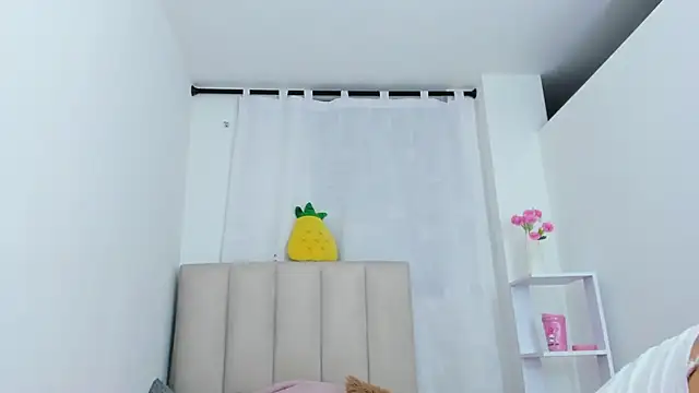 ImEmily444 online show from November 15, 2025, 11:10 pm