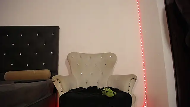 JoshMorri online show from October 21, 2025, 6:36 am