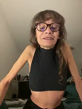 Chris06d22xh online show from October 5, 2025, 6:06 pm