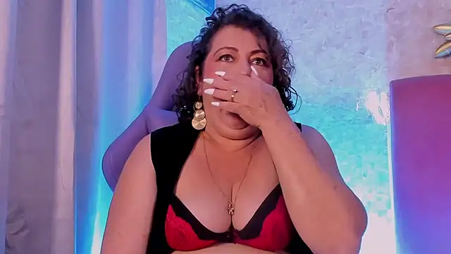 Snapshot of PalomaLombardi chatting on November 19, 2025, 8:09 pm PalomaLombardi online show from November 19, 2025, 8:09 pm