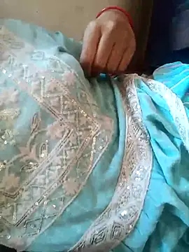 Grishma Ganatra online show from November 28, 2025, 9:23 am