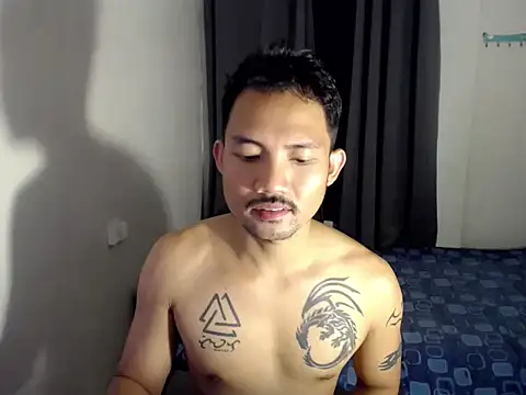 Snapshot of Thefriskyasian chatting on April 4, 2026, 10:13 am Thefriskyasian online show from April 4, 2026, 10:13 am