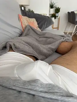 Snapshot of -Styleto chatting on November 24, 2025, 11:54 am -Styleto online show from November 24, 2025, 11:54 am