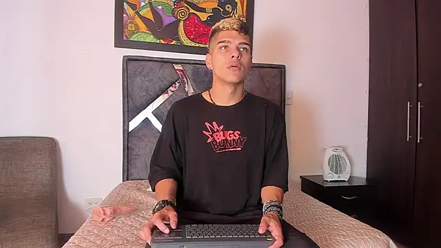 wyatt 3 online show from October 13, 2025, 12:16 pm