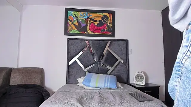 wyatt 3 online show from October 28, 2025, 12:30 pm