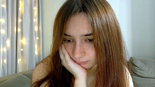 Snapshot of Lelia_Vibe chatting on October 31, 2025, 9:27 pm Lelia Vibe online show from October 31, 2025, 9:27 pm