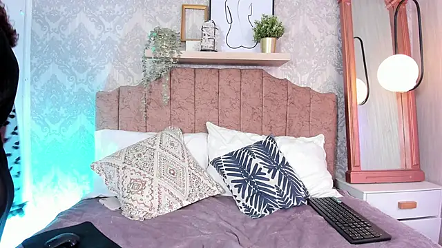 Anseru  online show from March 26, 2026, 1:06 pm