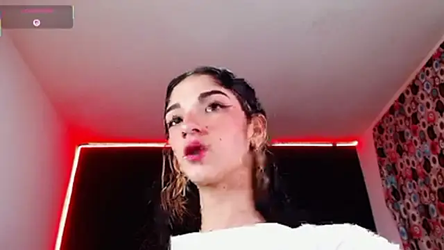 ingrid zese  online show from October 23, 2025, 9:02 pm