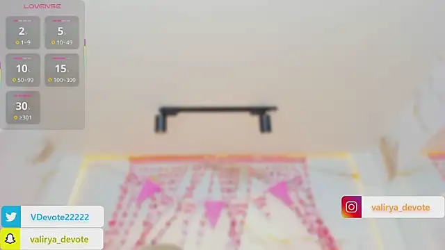 Snapshot of valirya_devote chatting on February 14, 2026, 2:52 am valirya devote online show from February 14, 2026, 2:52 am