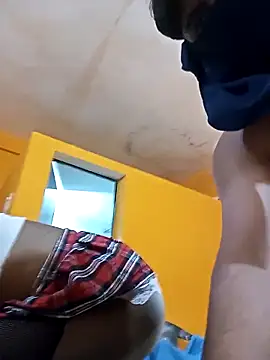 PleasantPassenger9 online show from November 17, 2025, 8:42 am