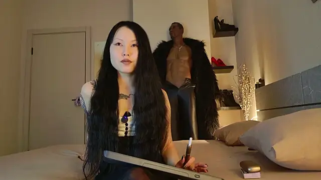 Snapshot of PurpleD1va chatting on February 16, 2026, 1:40 pm PurpleD1va online show from February 16, 2026, 1:40 pm