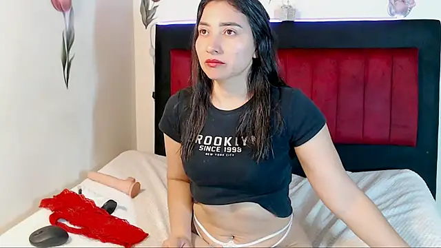 angelyxs online show from January 6, 2026, 8:56 pm