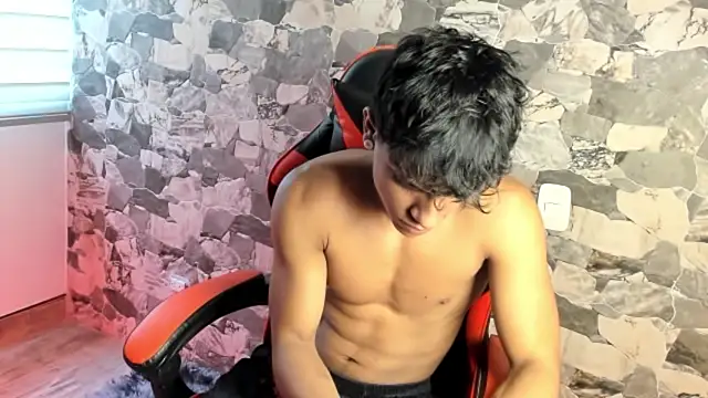 Snapshot of ZYZZ1312 chatting on August 1, 2026, 3:55 pm ZYZZ1312 online show from August 1, 2026, 3:55 pm