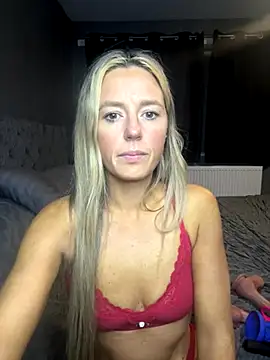 Snapshot of sammie-99 chatting on September 28, 2025, 6:46 pm sammie-99 online show from September 28, 2025, 6:46 pm