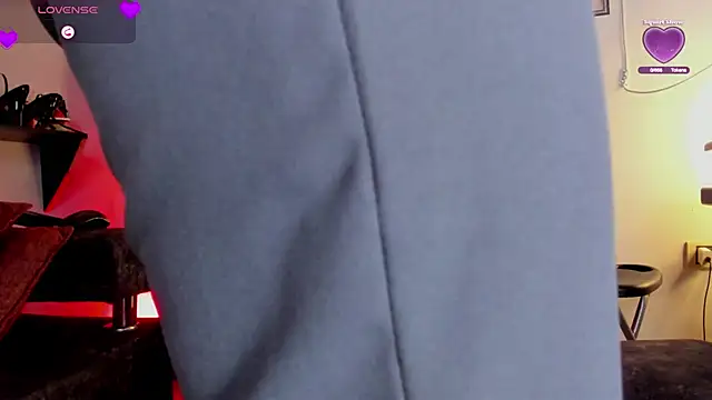 valery 14  online show from March 1, 2026, 4:42 pm