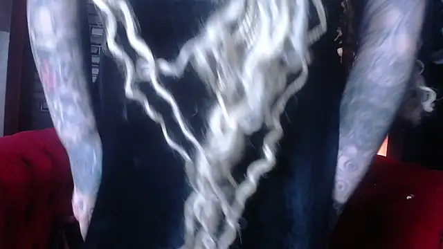 Venus Rock online show from April 2, 2026, 1:42 pm