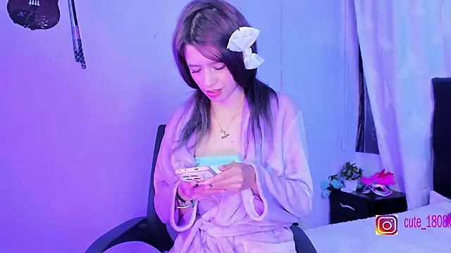 Snapshot of Sofiia_cute_ chatting on October 21, 2025, 1:50 am Sofiia cute online show from October 21, 2025, 1:50 am