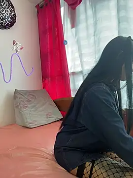 eve linn99 online show from October 19, 2025, 5:46 pm