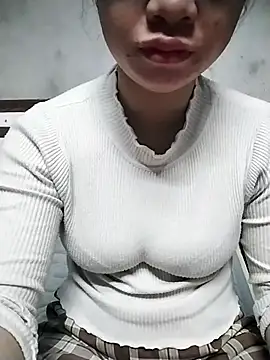 Mie rose online show from November 29, 2025, 12:13 am