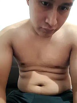 surdotravieso online show from September 19, 2025, 10:32 pm