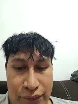 surdotravieso online show from October 9, 2025, 10:41 pm