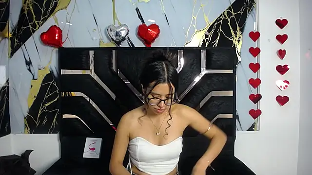 Miahotcs1 online show from February 19, 2026, 12:56 pm