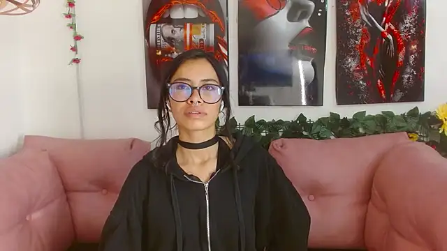 Miahotcs1 online show from March 28, 2026, 1:54 pm