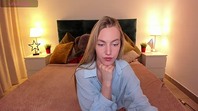 mishapallmer online show from October 20, 2025, 5:30 am