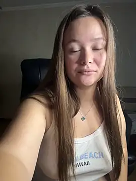 CaramelleSugar  online show from November 12, 2025, 2:39 pm