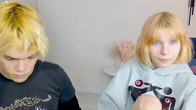 Snapshot of Bonnie_And_C1yde chatting on September 9, 2025, 5:01 pm Bonnie And C1yde online show from September 9, 2025, 5:01 pm