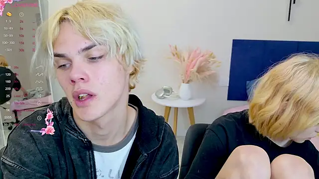 Snapshot of Bonnie_And_C1yde chatting on September 14, 2025, 5:12 pm Bonnie And C1yde online show from September 14, 2025, 5:12 pm