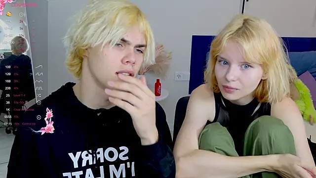 Snapshot of Bonnie_And_C1yde chatting on September 24, 2025, 5:16 pm Bonnie And C1yde online show from September 24, 2025, 5:16 pm