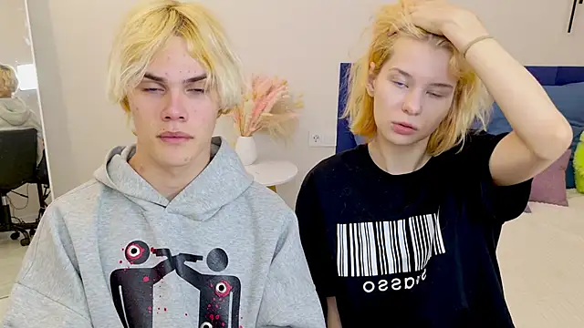 Snapshot of Bonnie_And_C1yde chatting on September 29, 2025, 5:07 pm Bonnie And C1yde online show from September 29, 2025, 5:07 pm