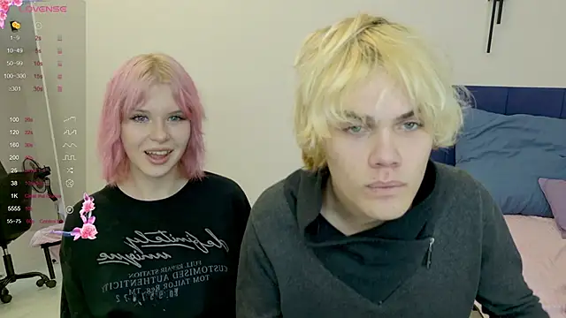 Snapshot of Bonnie_And_C1yde chatting on October 25, 2025, 5:08 pm Bonnie And C1yde online show from October 25, 2025, 5:08 pm