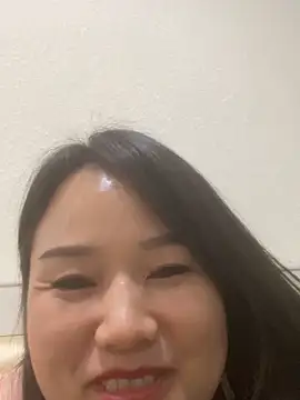 Snapshot of Mier-cn chatting on November 25, 2025, 1:33 pm Mier-cn online show from November 25, 2025, 1:33 pm