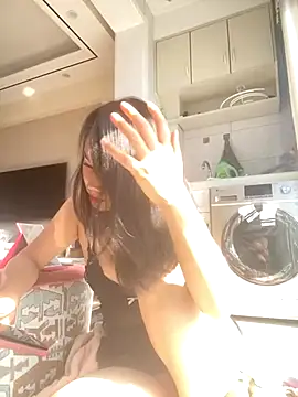 Snapshot of Mier-cn chatting on December 3, 2025, 4:09 am Mier-cn online show from December 3, 2025, 4:09 am