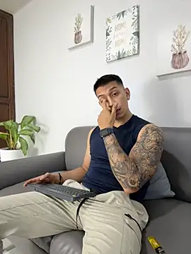 blackbullger  online show from September 30, 2025, 11:48 am