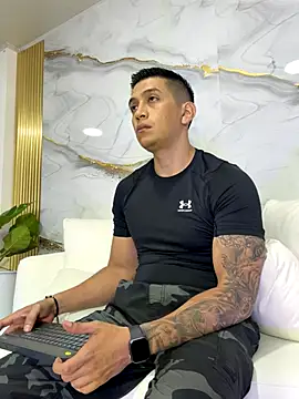 blackbullger  online show from November 10, 2025, 11:31 am