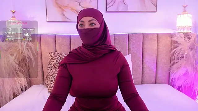 azza   online show from October 6, 2025, 12:13 pm