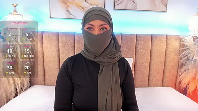 azza   online show from October 22, 2025, 12:16 pm