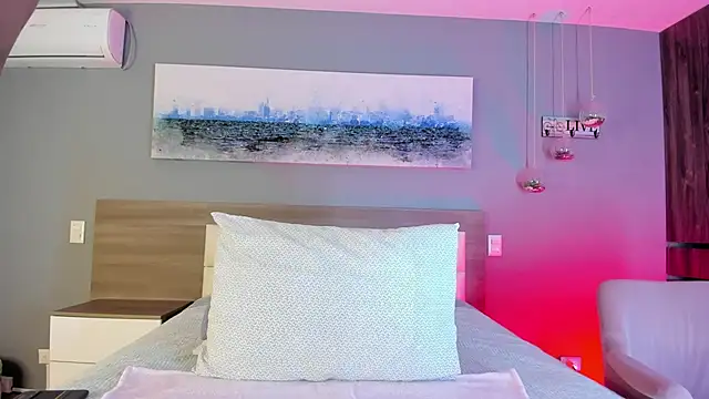  Ashly 77 online show from October 26, 2025, 6:36 pm