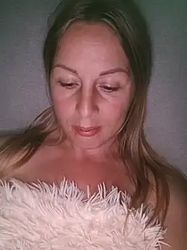 Snapshot of LunaSugarX chatting on September 22, 2025, 9:17 pm LunaSugarX online show from September 22, 2025, 9:17 pm