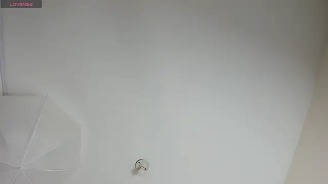 Snapshot of Katia_gh chatting on October 16, 2025, 11:33 am Katia gh online show from October 16, 2025, 11:33 am