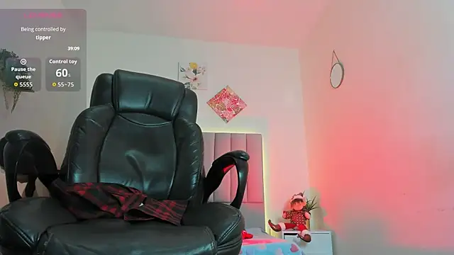 Snapshot of Katia_gh chatting on November 21, 2025, 11:31 am Katia gh online show from November 21, 2025, 11:31 am