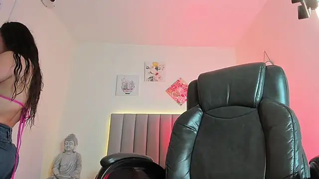 Snapshot of Katia_gh chatting on November 27, 2025, 11:45 am Katia gh online show from November 27, 2025, 11:45 am