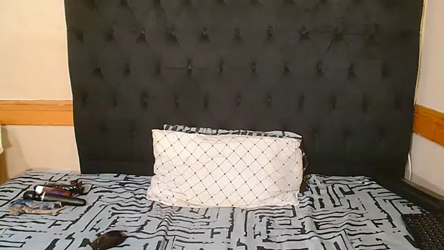 Snapshot of Sexy_PureFire chatting on October 23, 2025, 4:06 pm Sexy PureFire online show from October 23, 2025, 4:06 pm