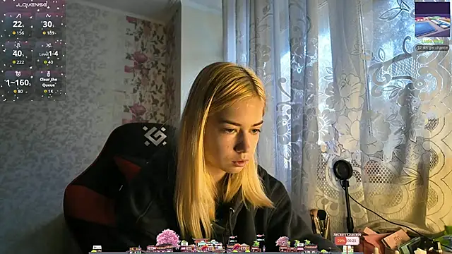 Witching Moon online show from October 13, 2025, 8:36 am