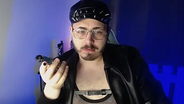 FabianKinky online show from October 8, 2025, 3:20 pm