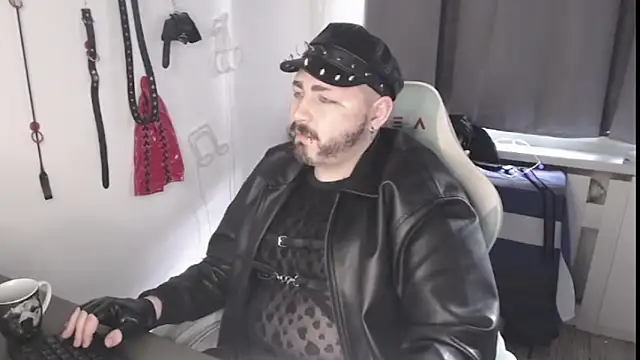 FabianKinky online show from October 29, 2025, 9:44 am