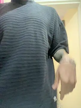 AlphaMasterXxx online show from October 13, 2025, 1:44 pm